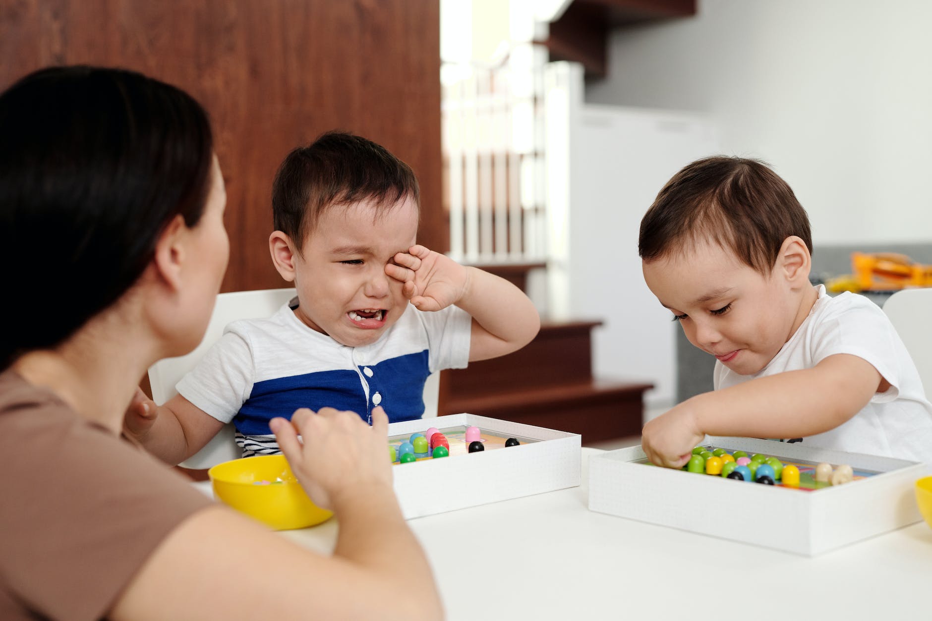 pexels-photo-6222767 TDHA pode ser confundido com autismo?