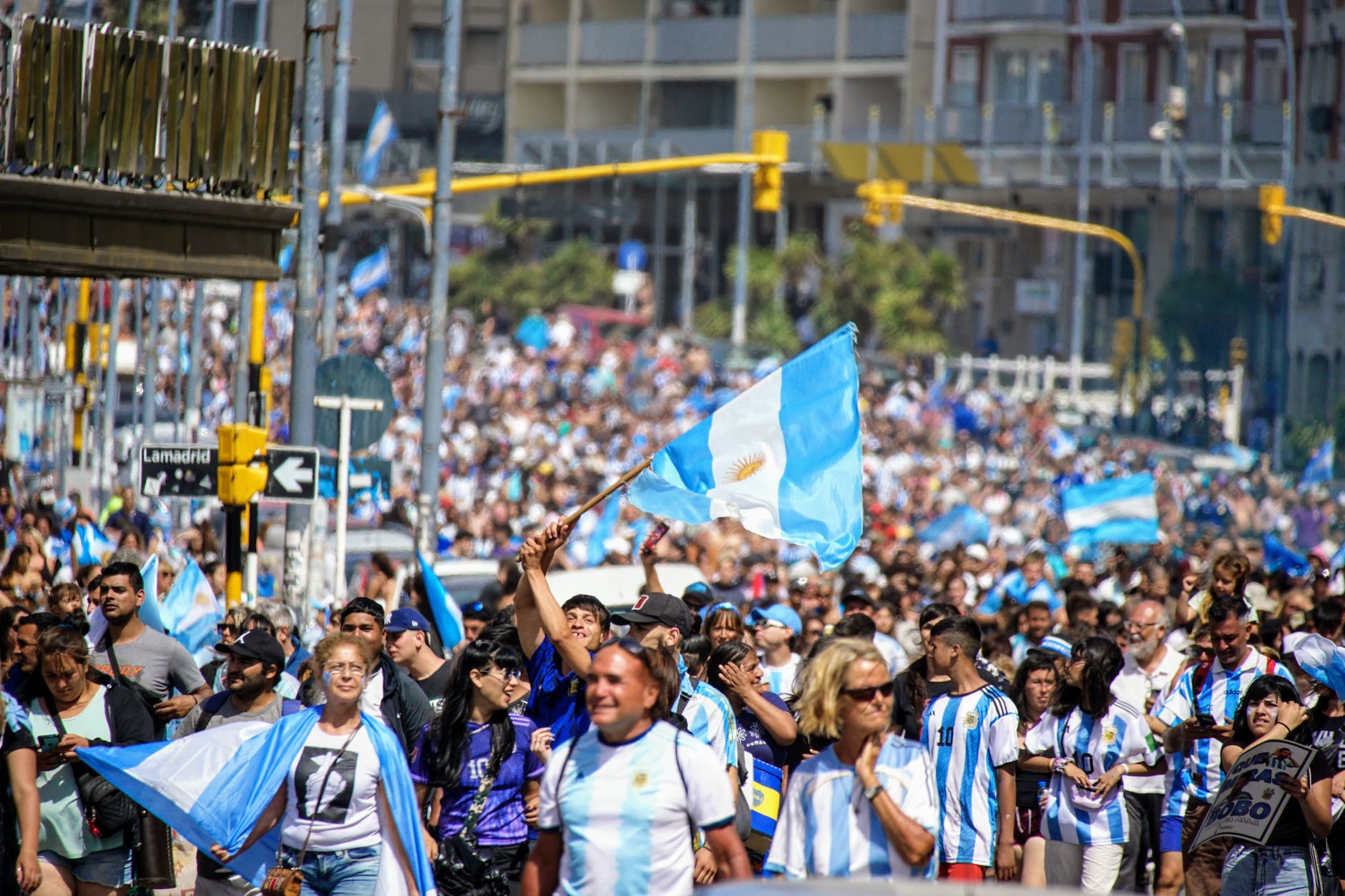 pexels-photo-14818678 Fake news: Messi não tem é autista